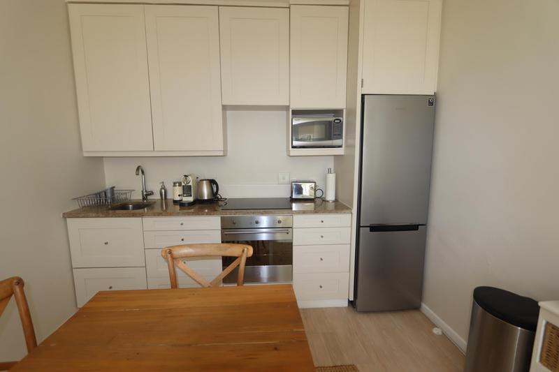 To Let 1 Bedroom Property for Rent in Claremont Upper Western Cape